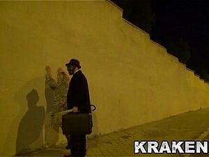 Indian desi priyanaka bhabhi ko boss ne Hotel me le jake jamkar choda