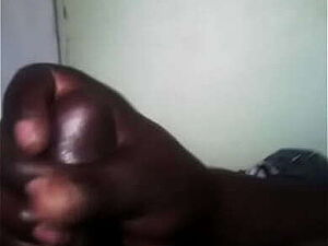 Housewife ki Chut Lick pleasure fingering Bohat Majha Aarahi Hai