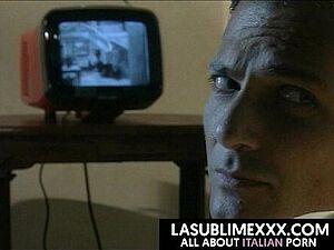 Big Ass and Big Boobs Young Desi Bhabhi Fucked Hard