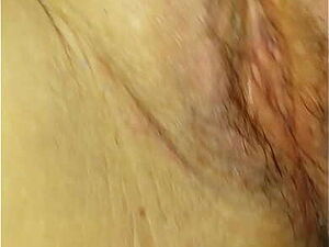 Raat me Soti huyi Jawan Bahan Ki Gaand - choot Dekh-sungkar muth mari