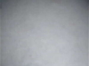 kaamwali bai ki jawan ladki ko pela jab uski maa ne use kaam par beja