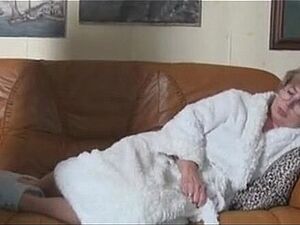 Ghar aaye Baba Ji Ne Meri Wife  Ko Jamkar Pela Bacche Ke liye