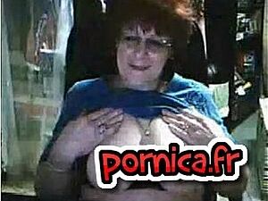 ghar me kaam karte wakt wife ki chudai kiya