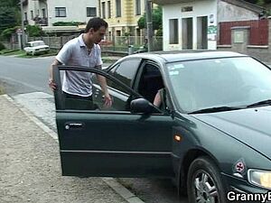 Beautiful sneha bhabhi fun in bathroom with Bollywood songs kaho na kaho