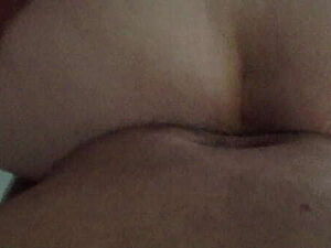 Mamy ki badi gand ki malish ki. Indian big hairy ass.