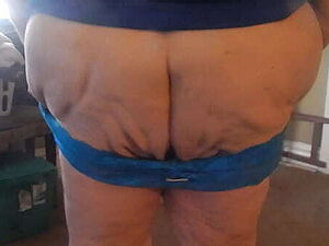 MATURE ALERGIC TO BANANA