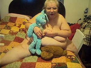 Bangali Desi Hot Girl Cock Sucking at home-made video