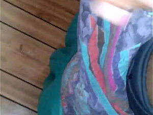 सीनियर स्टूडेंट ने अपने कॉलेज की जूनियर गर्लफ्रेंड की चुदाई की फ्लैट में बुलाकर