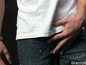 wife Ko bestfriend Se Chudte Huye pkda fir Sath Milkar threesome sex kiya