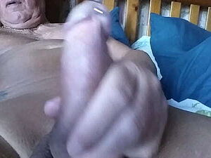 MODERN-DAY SINS - Bella Rolland Seduces Man Into PUBLIC SEX While GF Lexi Luna Waits In Other Room!