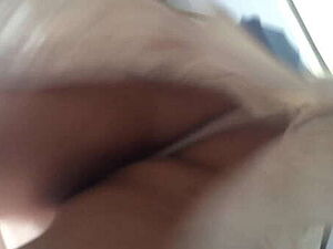 Bobby bhabhi Sex enjoy moment with boyfriend when her husband went to office