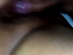 La cachona de mi madrastra pierde el control