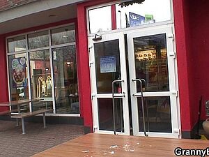 Sexy Sutapa fucking with friends