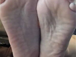 Indian cheating whore pimped by boyfriend