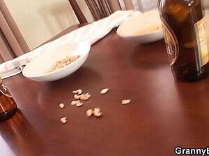 indian big boob aunty Masturbating - latest hindi porn movie