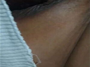 indian teen beti apne papa ke lund chuske chudwai