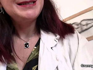 closeup indian bbw wife creampie