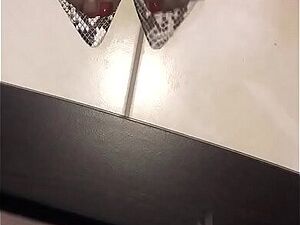 Delhi girl got fucked hard in hotel