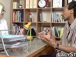 Desi girlfriend blowjob and fucking