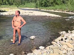 A boy fucking his girlfriend on bed.