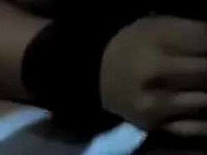 Indian desi bollywood actress poonam pandey big boobs show