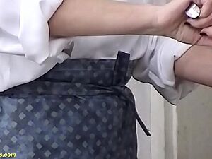 Sabnam showing ass hole