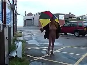 Desi Bhabhi Out Door Bathing