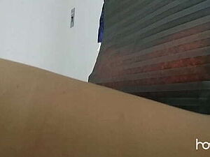 Pados ki Bhabhi ki maari