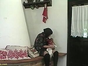 Toma hot fingering girl