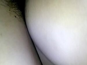 Sexy Indian Aunty expose her smart Boobs and Pussy