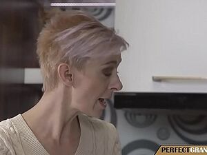 Horny Indian Amateur Getting Pussy Fucked Taking Cum Inside