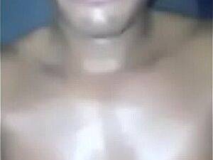 Indian girl has fun with her boyfriend - pornhindi.in