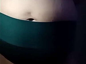 Young Beautiful Virgin Girlfriend fucking First Time