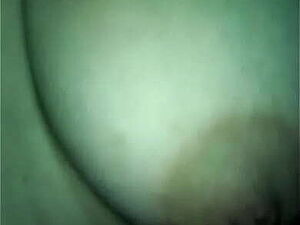 Poonam pandey sexy nipples