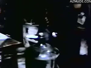 Meu Amigo Me Fodeu E Quatro Muito Gostosas Eu Gemia Muito Ate Meu Padrasto Ouvir Toda A Putaria